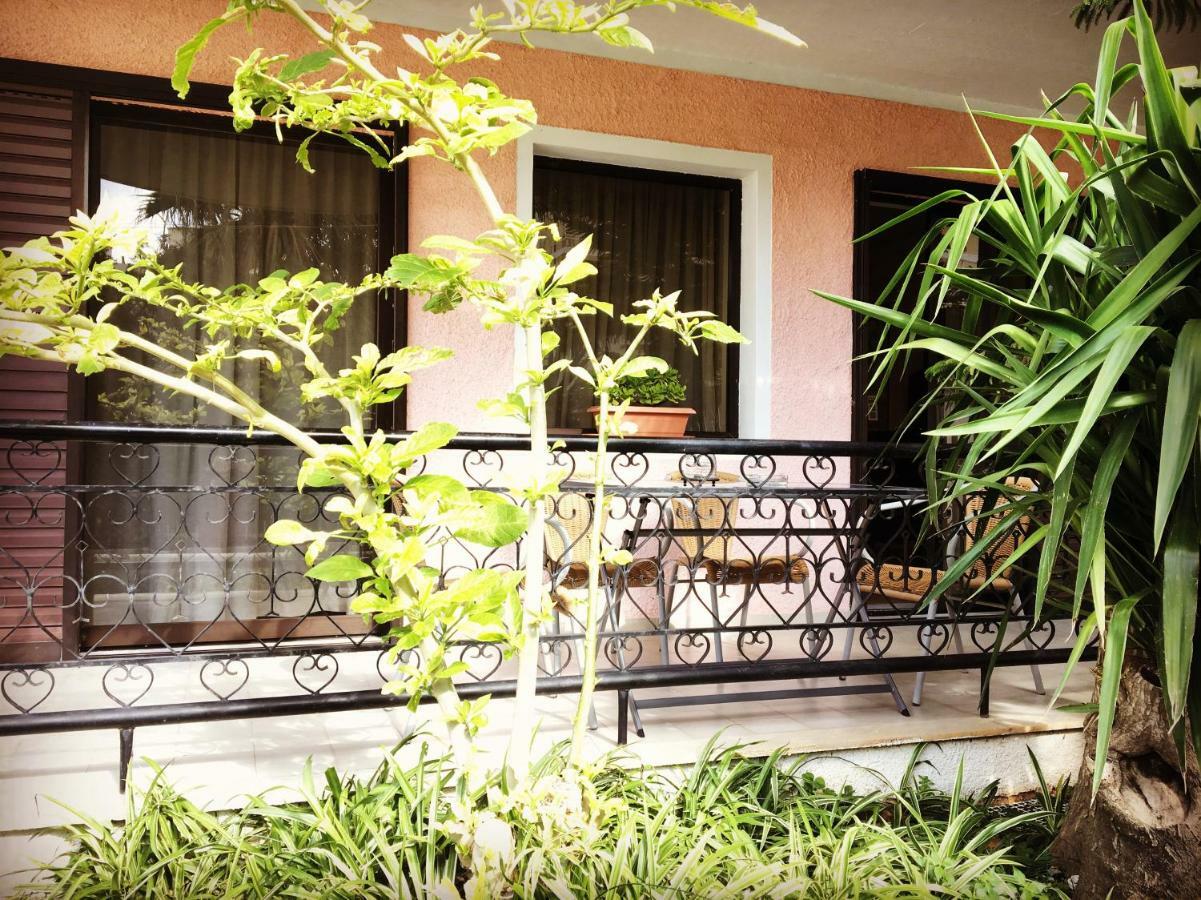 Evripides Vintage Airport Apartment Spáta Exterior foto